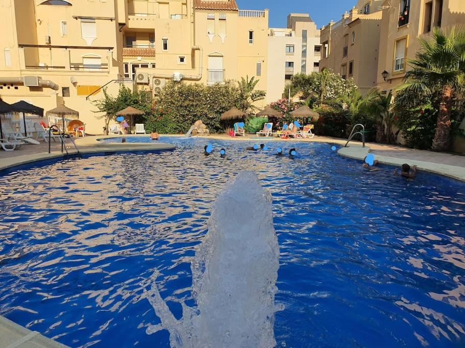 Atico En La Playa Apartment Roquetas de Mar Ngoại thất bức ảnh